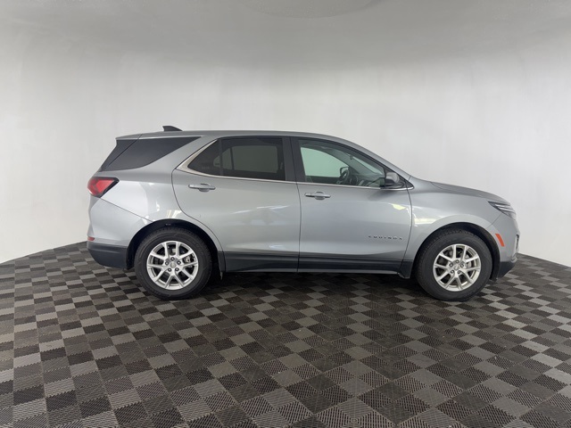 2023 Chevrolet Equinox LT photo 4