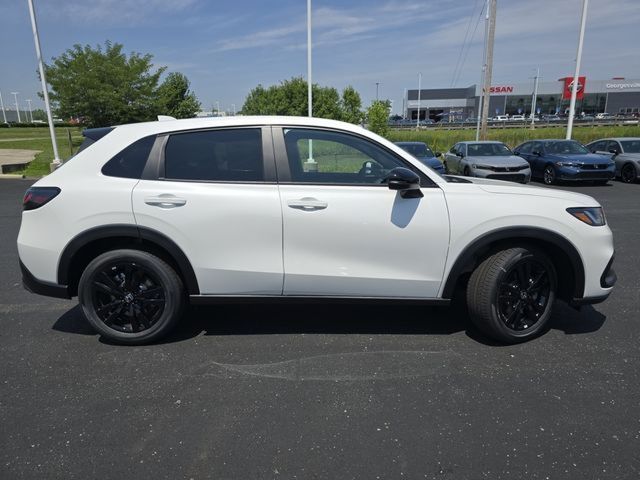 2026 Honda HR-V Sport photo 8
