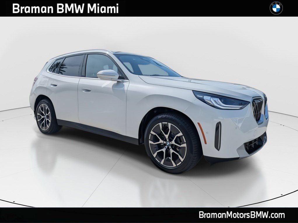 2026 BMW X3 30's photo