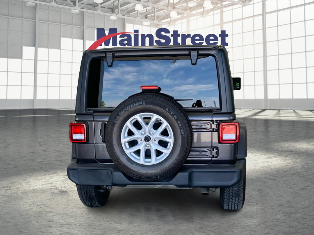 2023 Jeep Wrangler Sport S photo 4