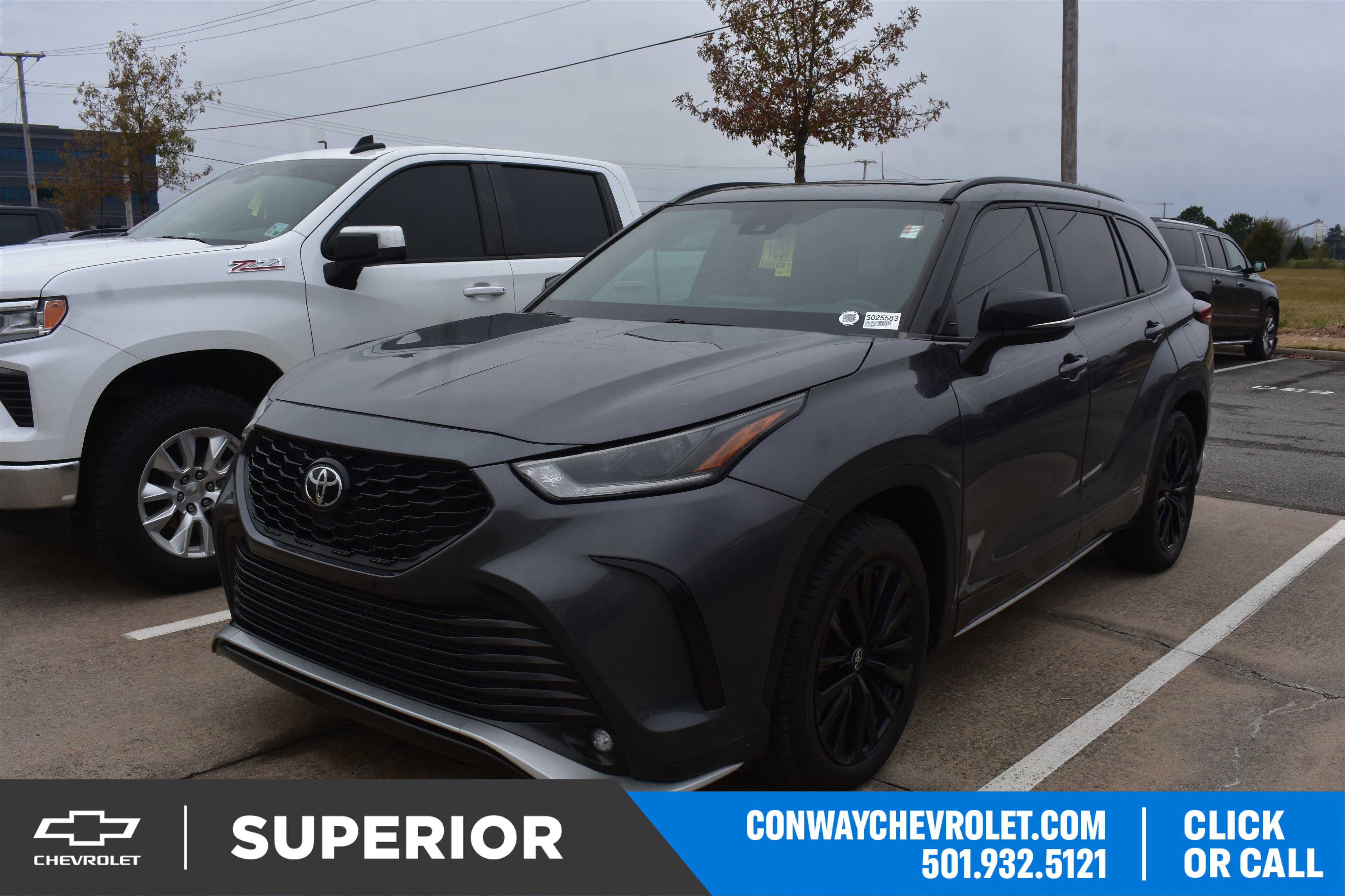 2023 Toyota Highlander XSE's photo