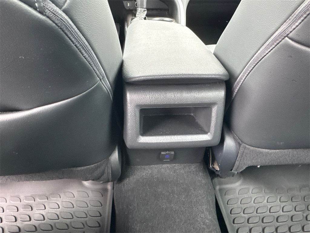 2023 Toyota Camry SE photo 21