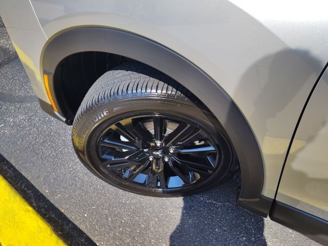 2025 Mitsubishi Eclipse Cross LE photo 8