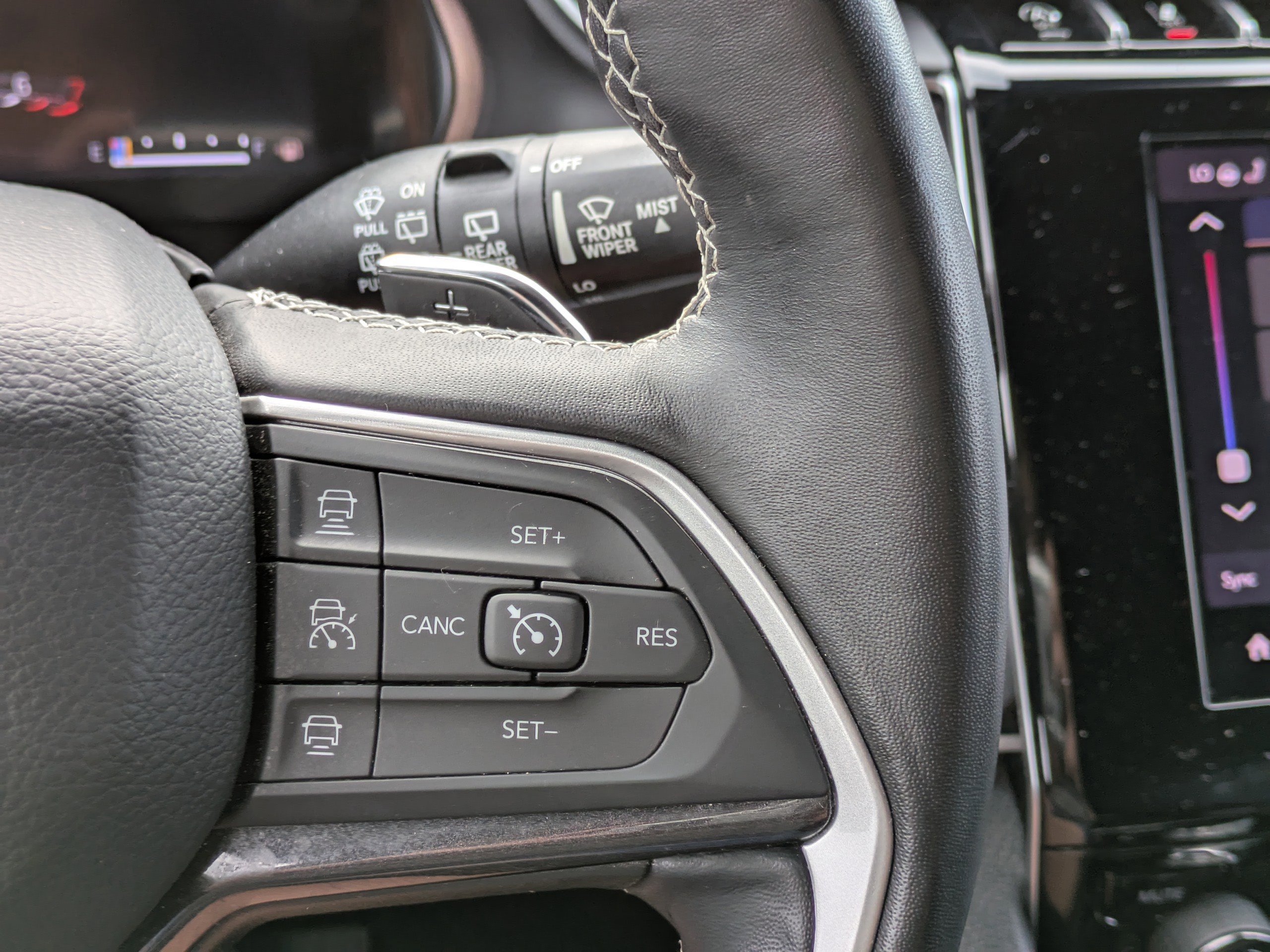 2022 Jeep Grand Cherokee Altitude photo 32
