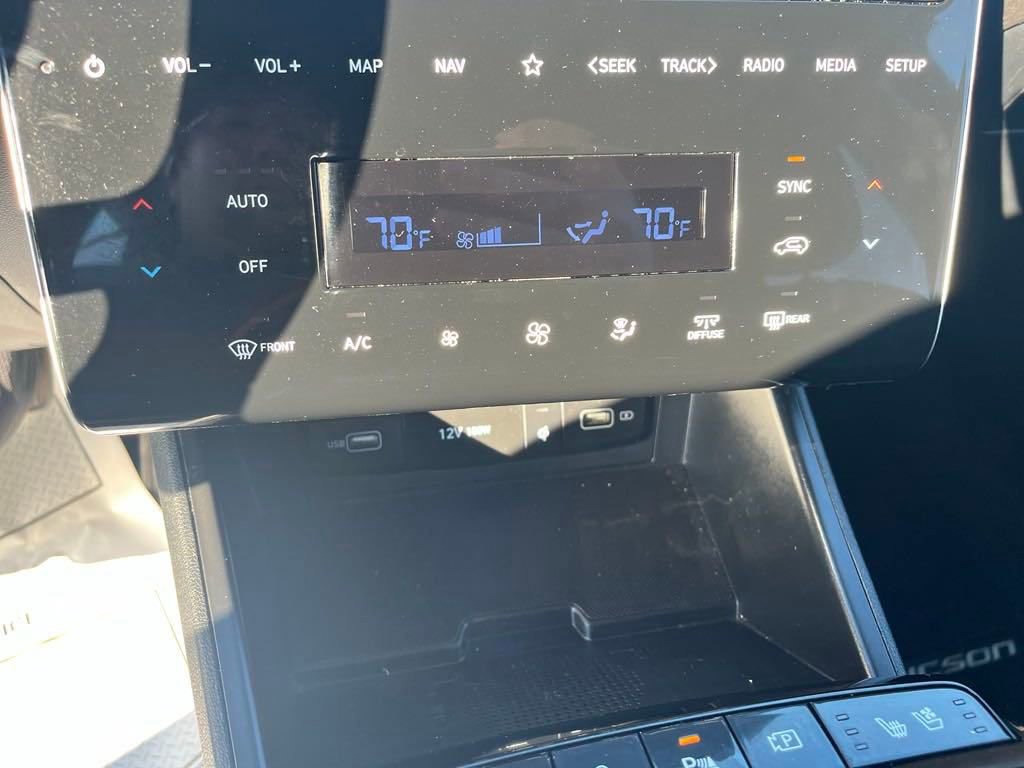2022 Hyundai Tucson Limited photo 13