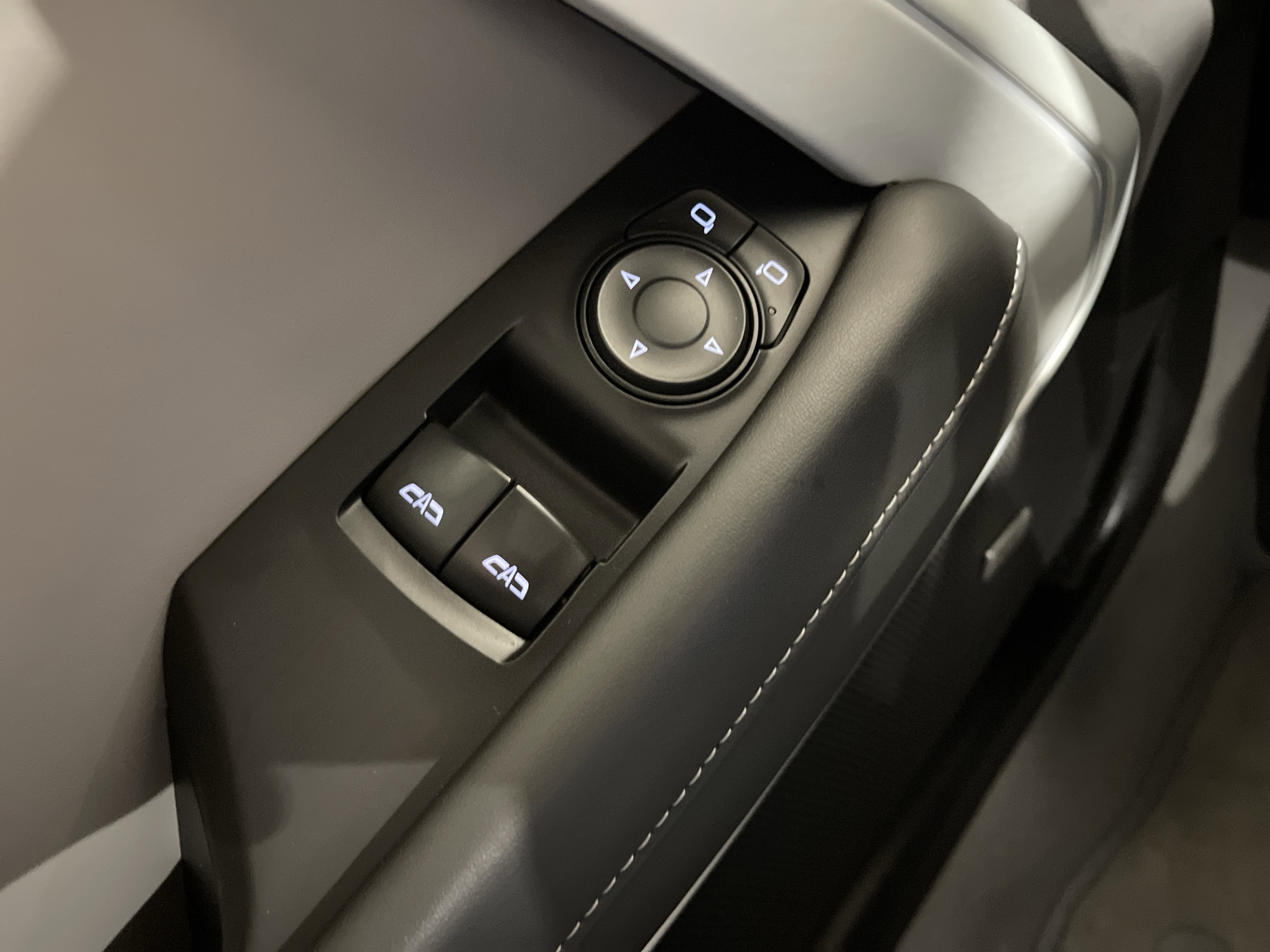 2021 Chevrolet Camaro 2SS photo 3