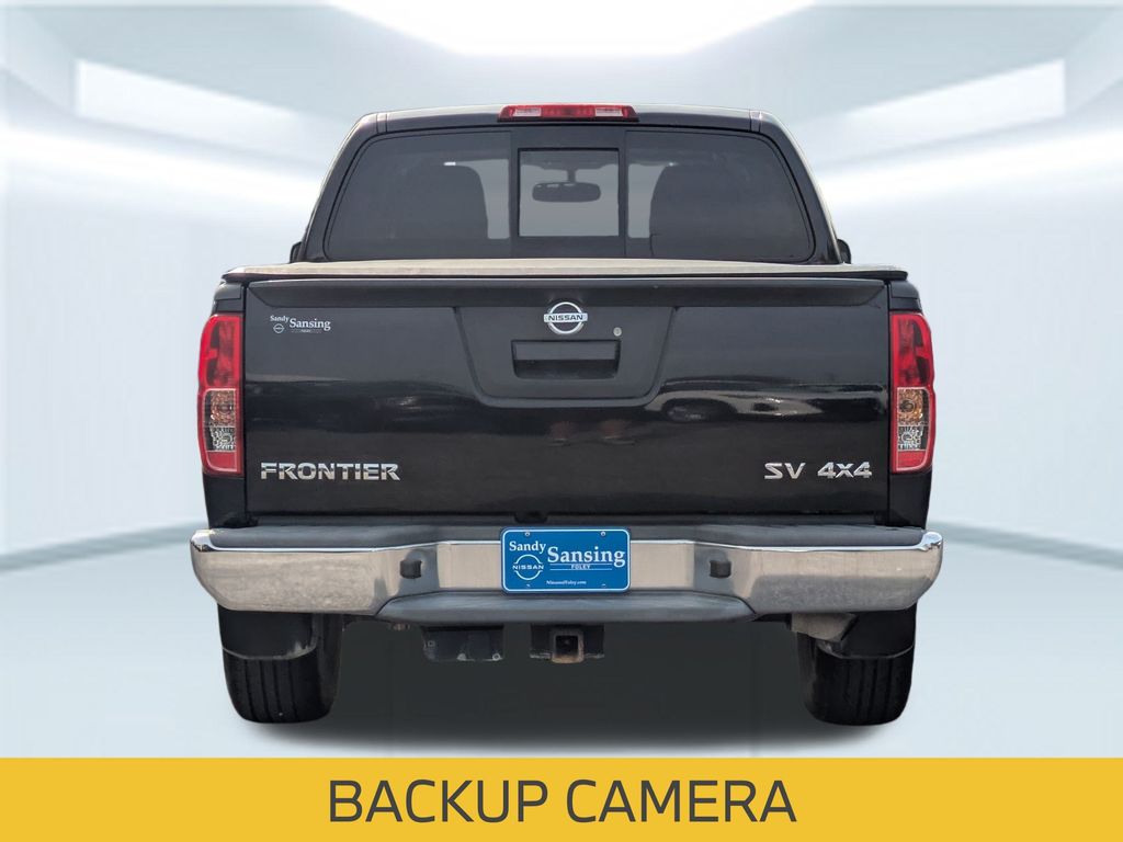 2019 Nissan Frontier SV photo 2