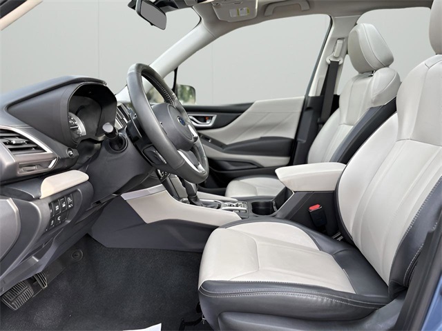 2023 Subaru Forester Limited photo 11