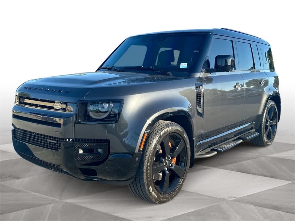 2023 Land Rover Defender X-Dynamic SE's photo