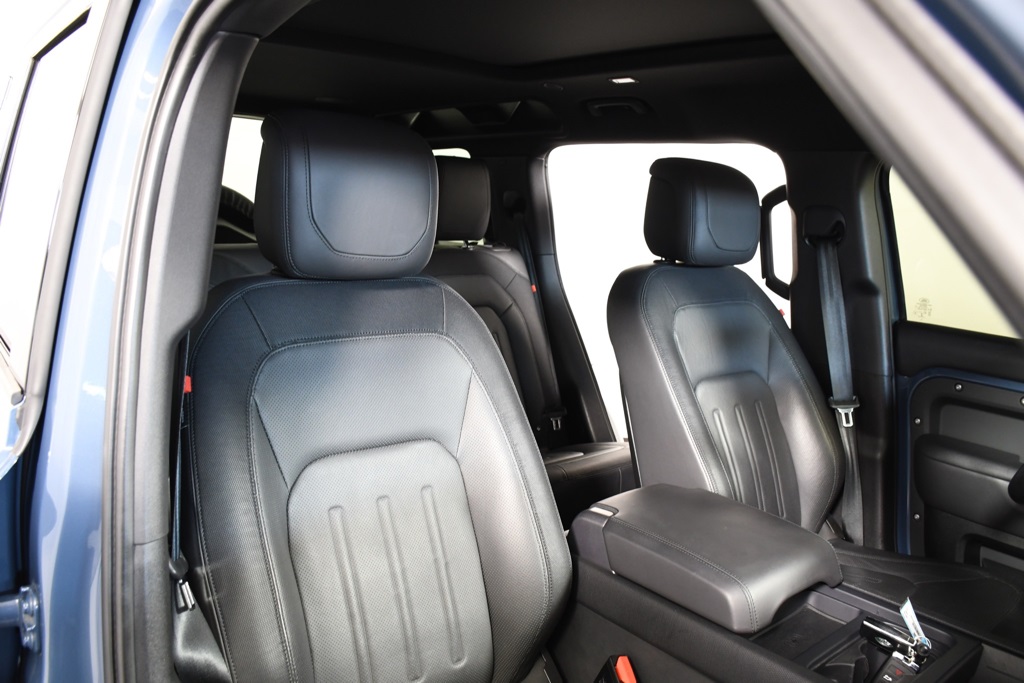 2022 Land Rover Defender 110 X-Dynamic HSE photo 20