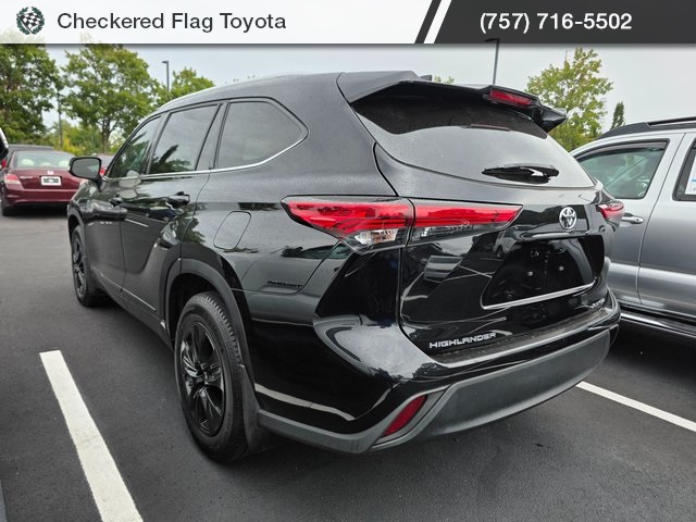 2022 Toyota Highlander XLE photo 4