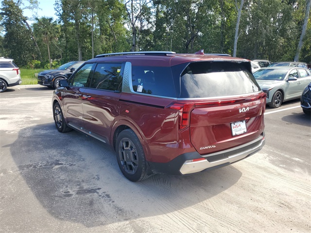 2026 Kia Carnival SX photo 4