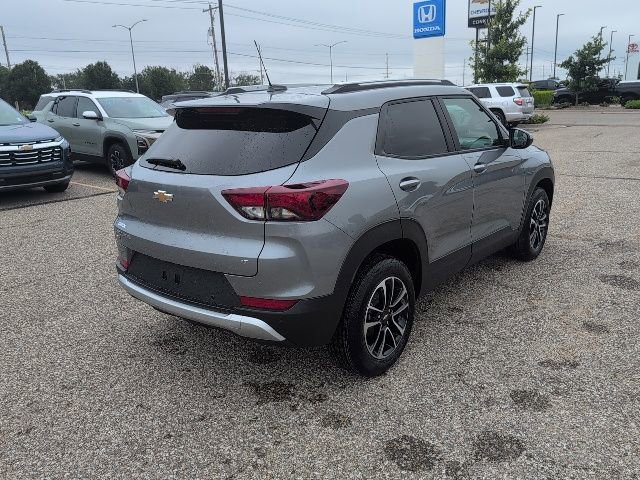 2026 Chevrolet Trailblazer LT photo 15