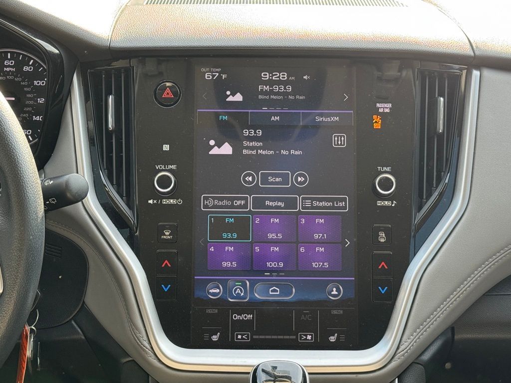 2022 Subaru Outback Premium photo 20