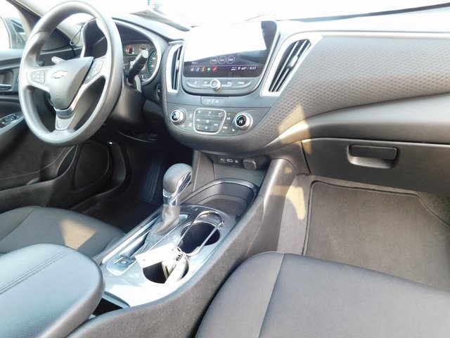 2024 Chevrolet Malibu 1LT photo 15