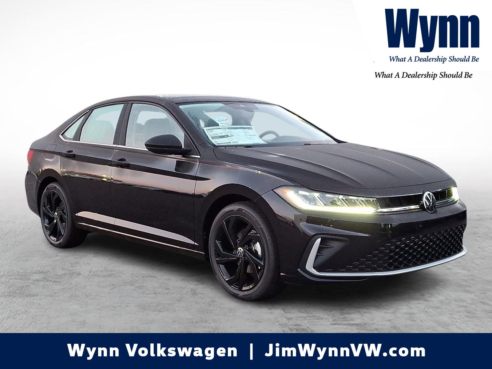 2025 Volkswagen Jetta SE's photo