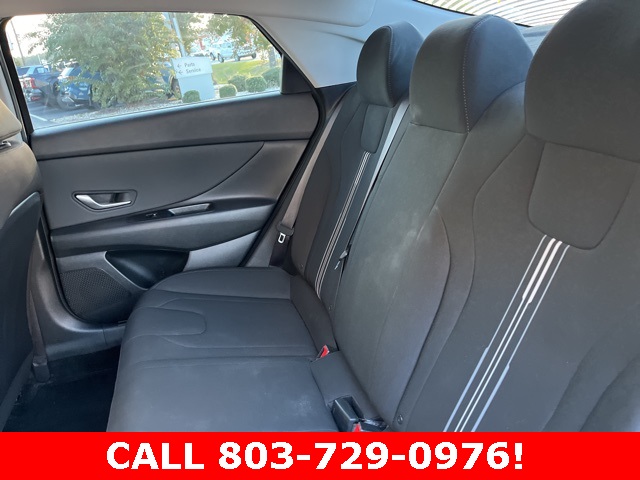2023 Hyundai Elantra SEL photo 12