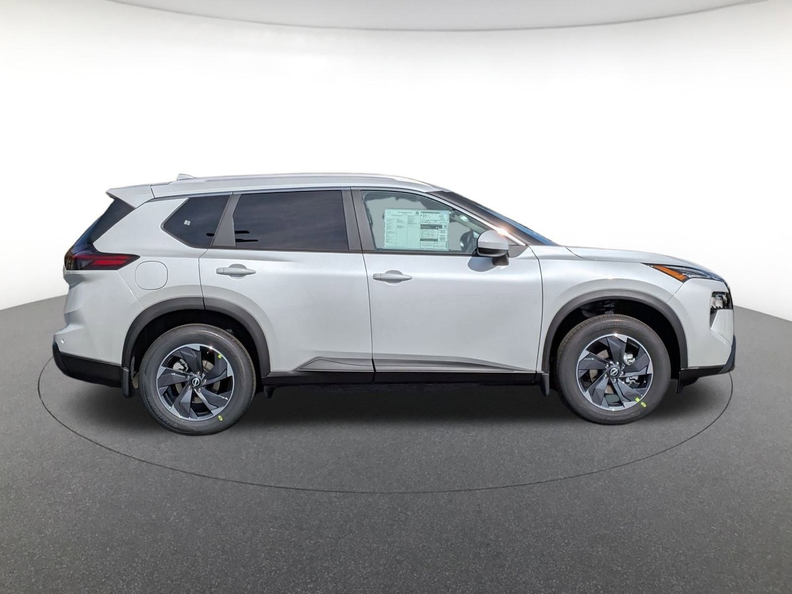 2026 Nissan Rogue SV photo 3