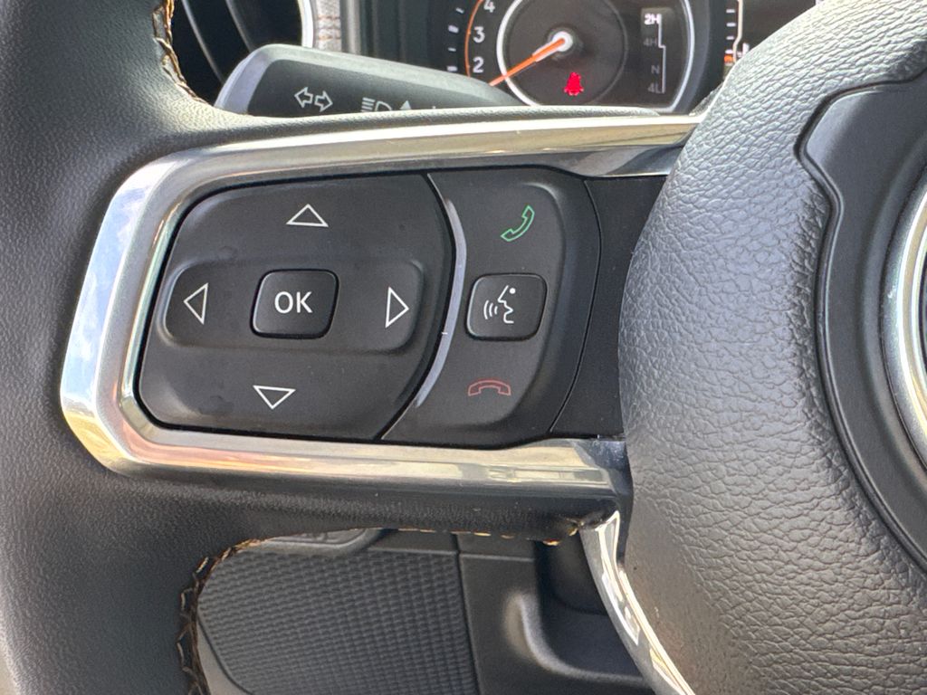 2024 Jeep Wrangler Sahara photo 23