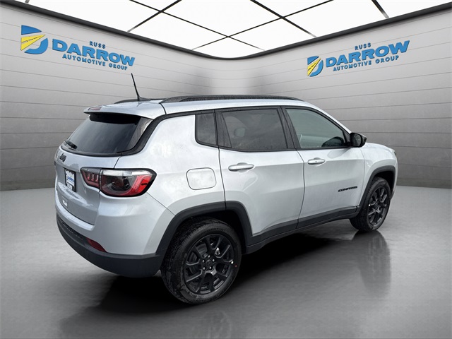 2025 Jeep Compass Latitude photo 2