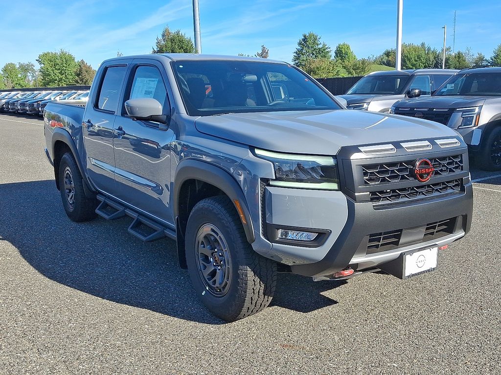 2026 Nissan Frontier Crew Cab PRO-4X photo 2