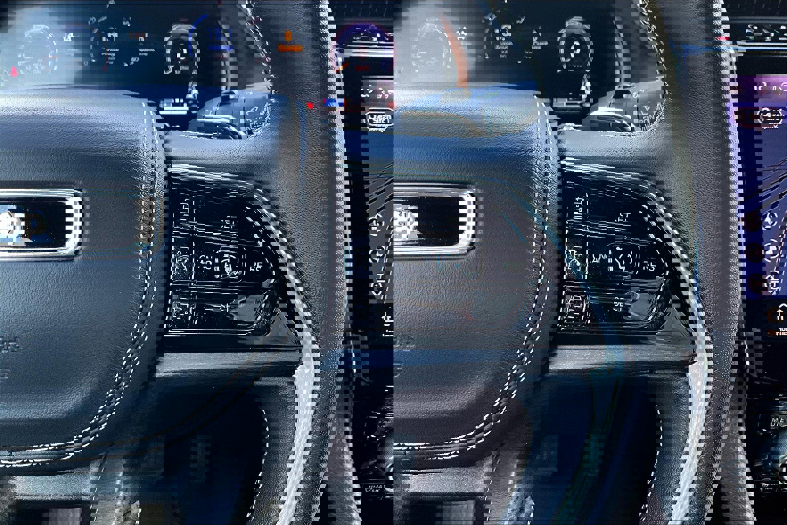 2022 Jeep Grand Cherokee Overland photo 21