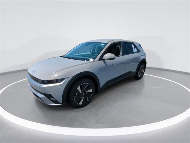 2025 Hyundai Ioniq 5 SE photo 4