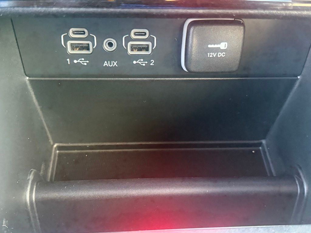 2025 Jeep Grand Cherokee Limited photo 12