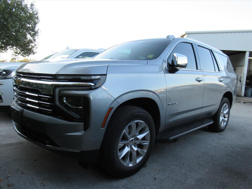 2025 Chevrolet Tahoe Premier photo 2