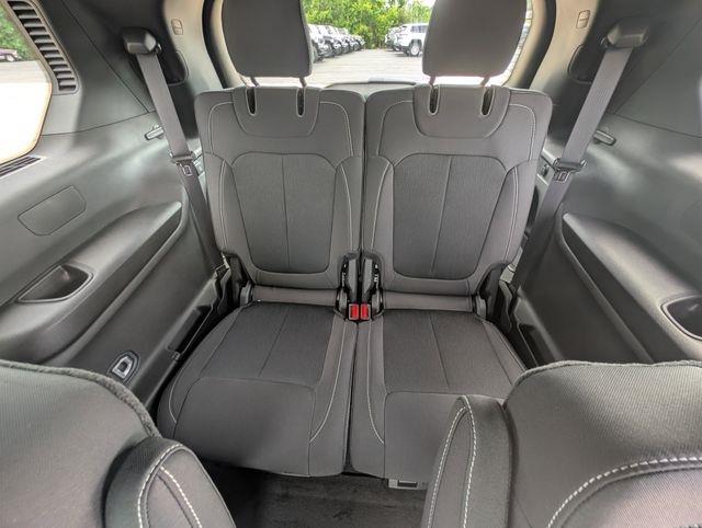 2025 Jeep Grand Cherokee Laredo X photo 28