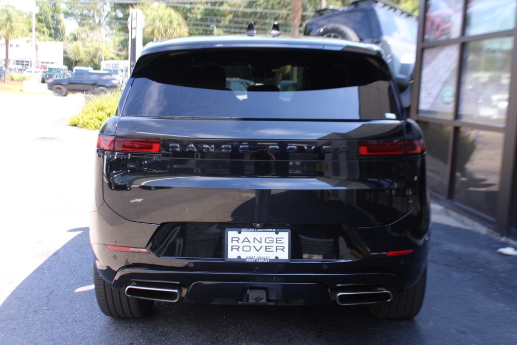 2023 Land Rover Range Rover Sport SE photo 7