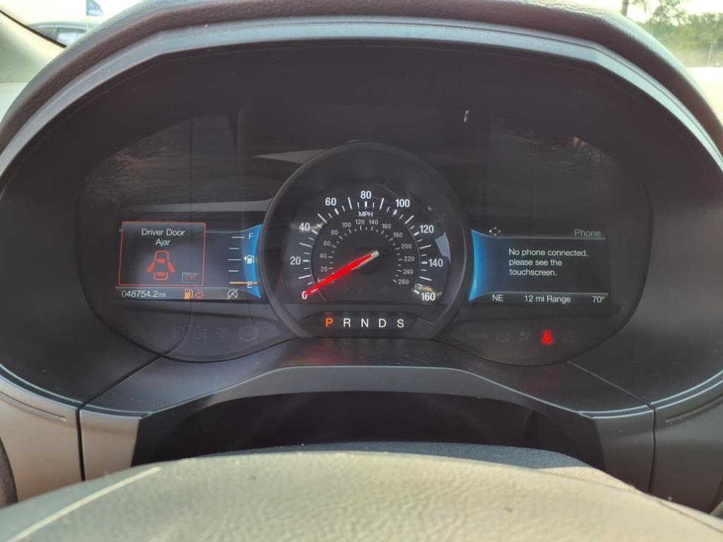 2022 Ford Edge ST photo 16