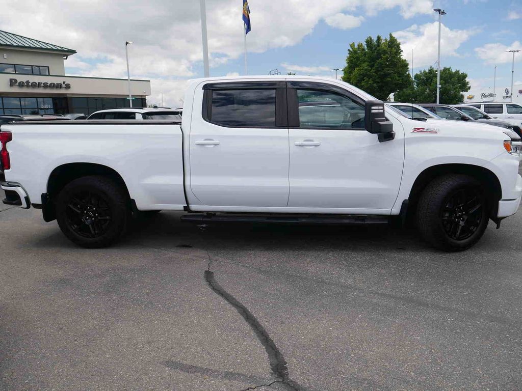 2023 Chevrolet Silverado 1500 RST photo 19