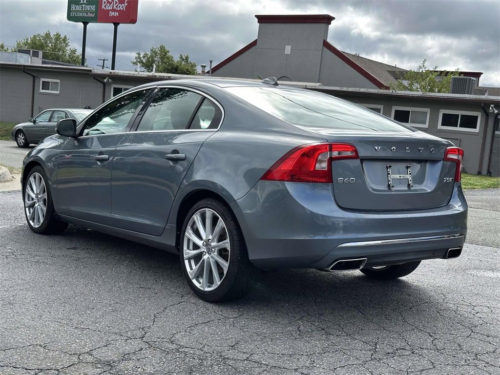 2016 Volvo S60 Inscription T5 Platinum AWD photo 20