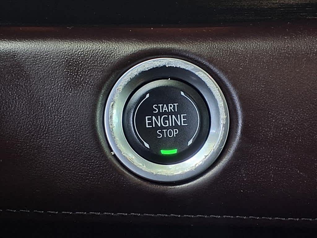 2024 Cadillac Escalade Sport Platinum photo 17