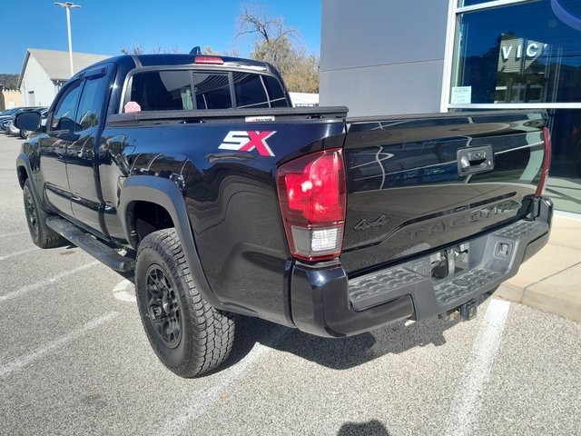 2021 Toyota Tacoma SR photo 3