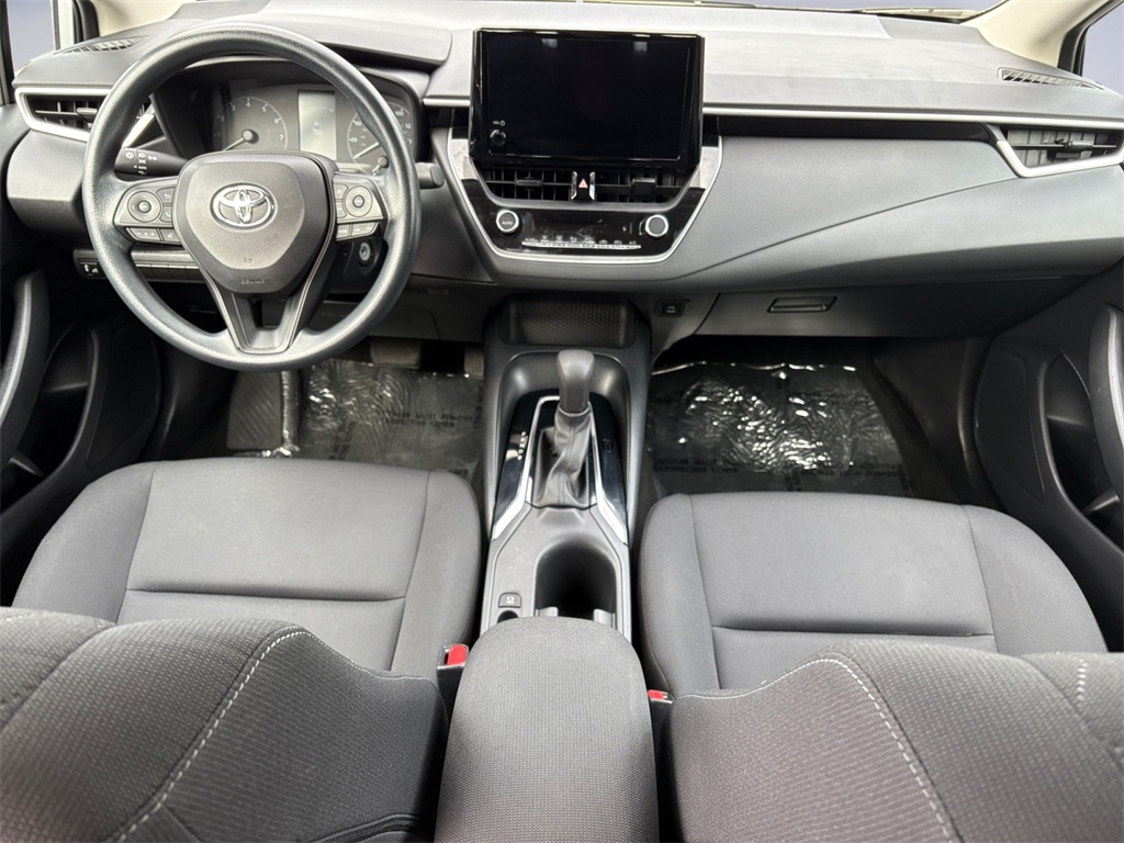 2023 Toyota Corolla LE photo 12