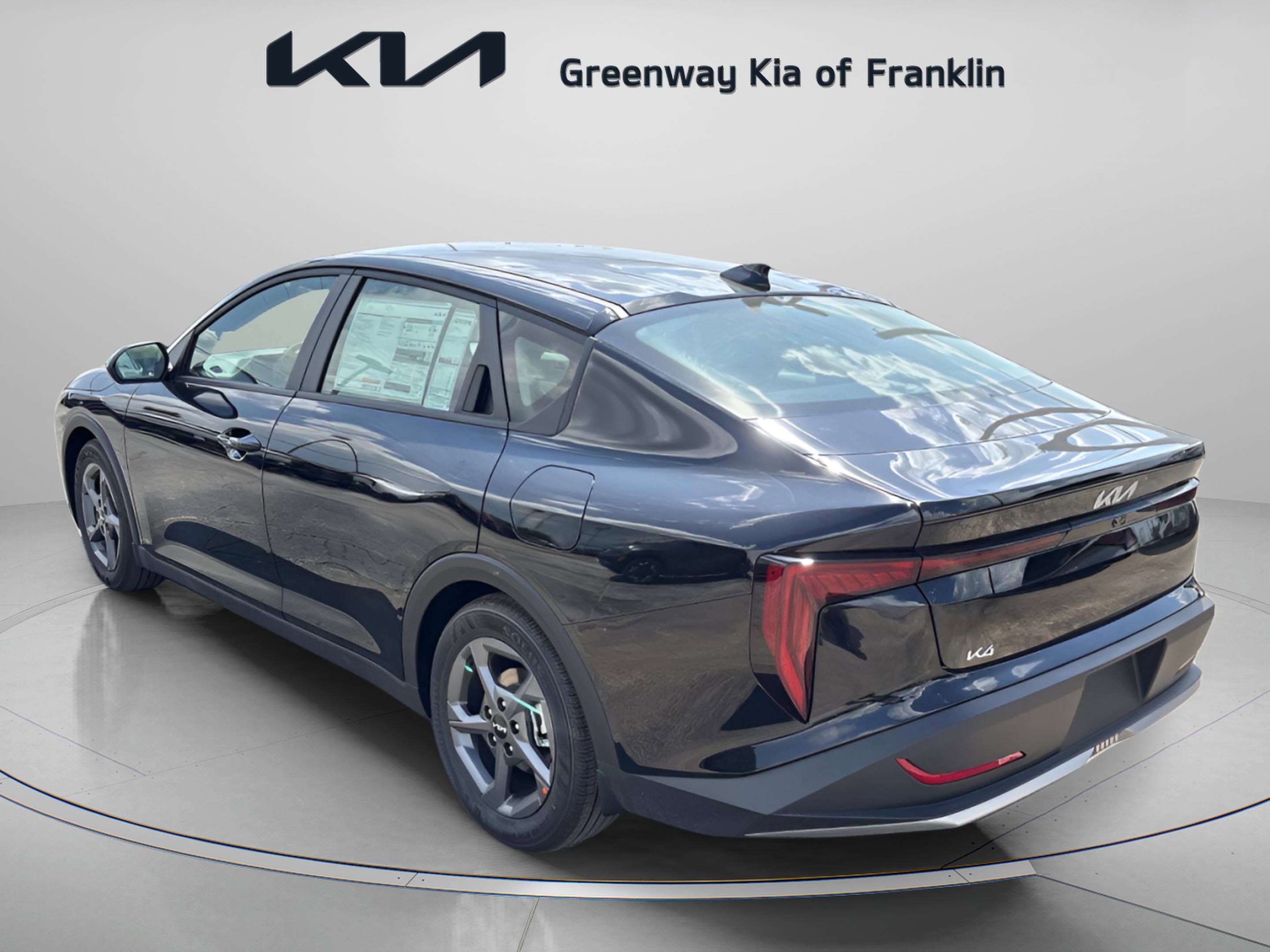2025 Kia K4 LXS photo 4