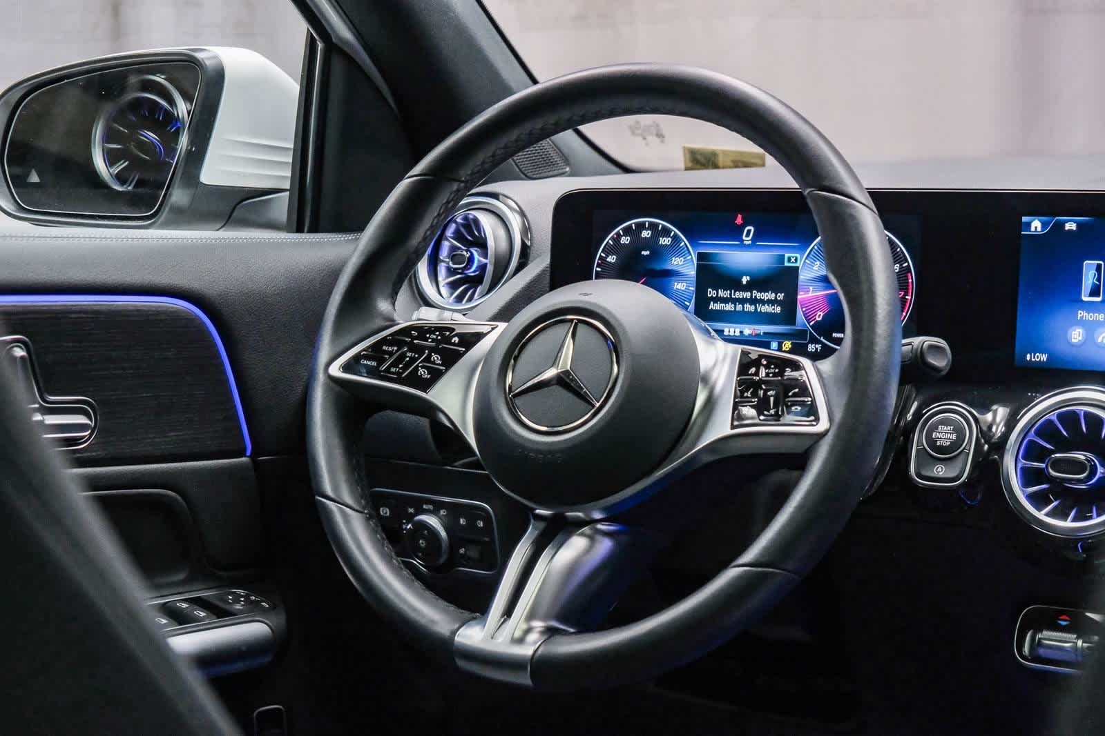 2025 Mercedes Benz GLA 250 photo 13