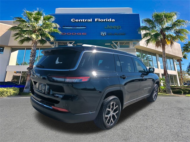 2025 Jeep Grand Cherokee Limited photo 2