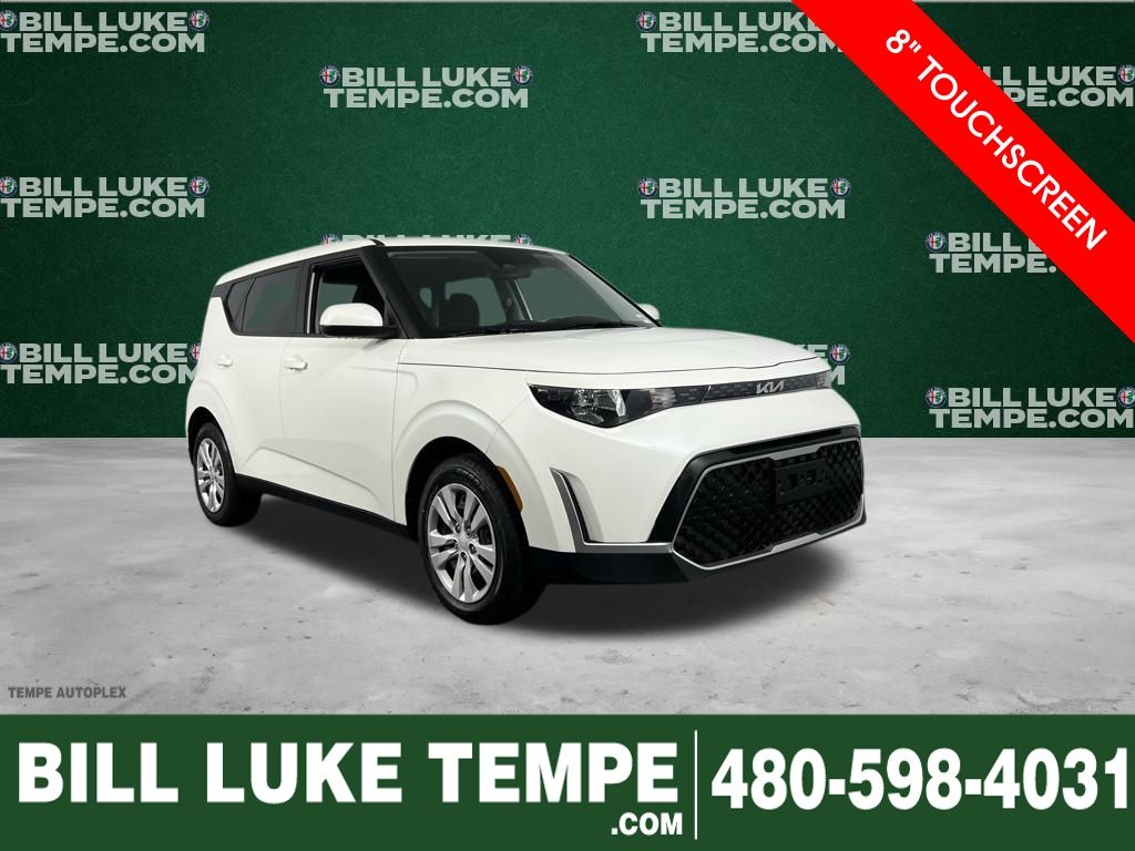 2025 Kia Soul LX's photo