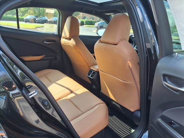 2025 Lexus UX Premium photo 15