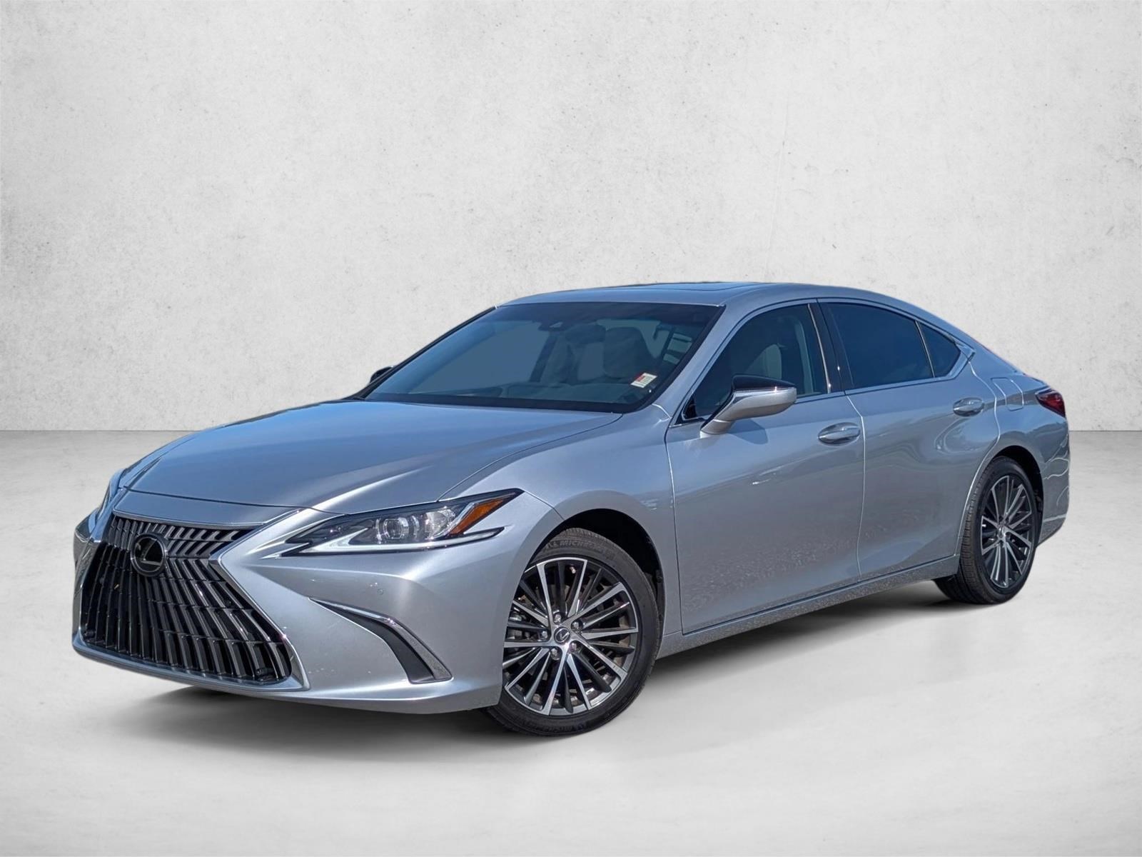 2024 Lexus ES 350's photo