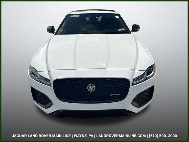 2024 Jaguar XF P300 R-Dynamic SE photo 8