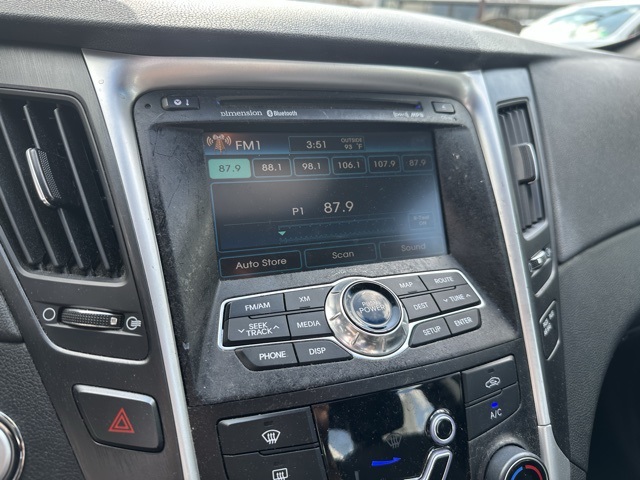 2011 Hyundai Sonata SE photo 13