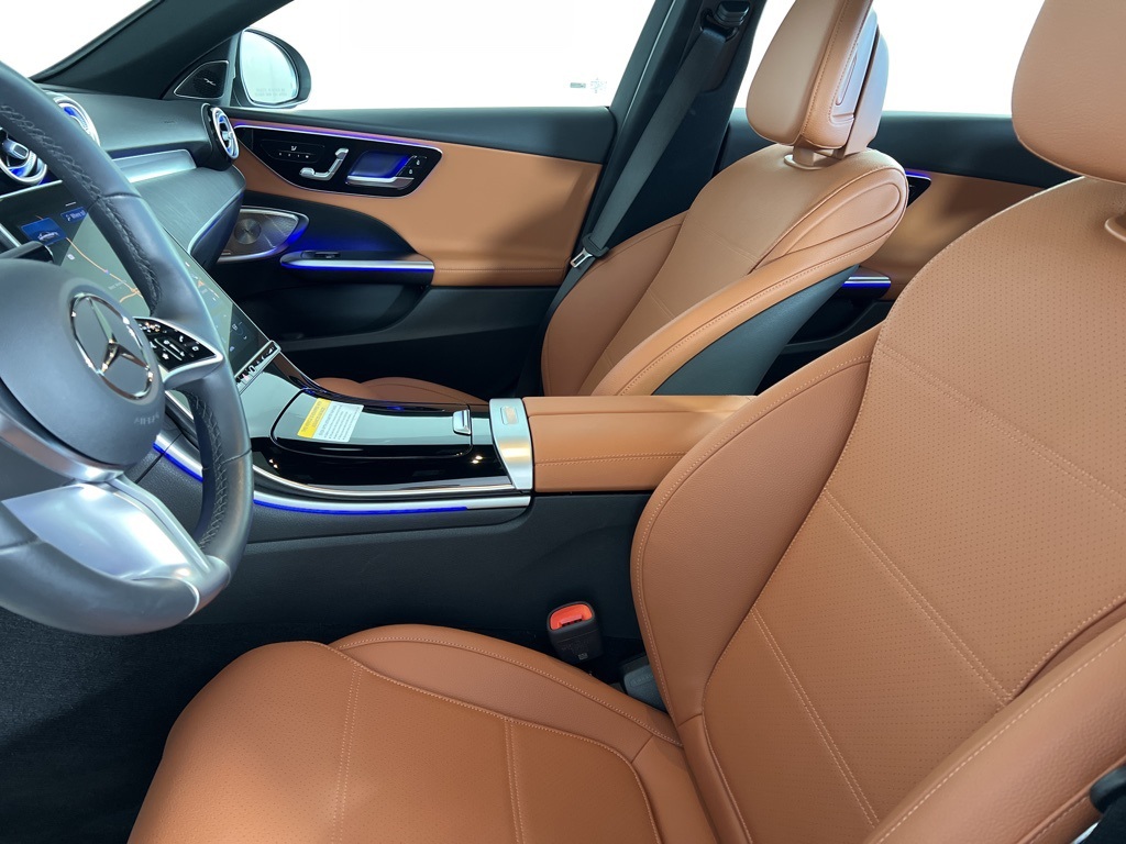 2025 Mercedes Benz C 300 4MATIC Sedan photo 2