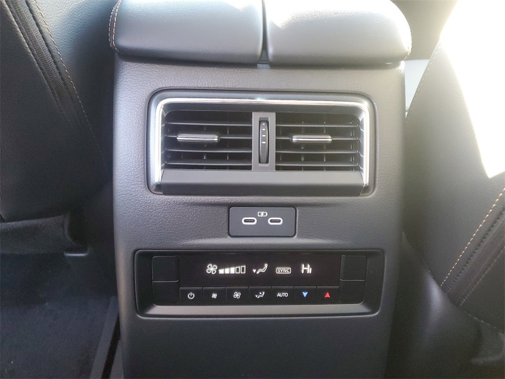 2025 Mazda CX-90 3.3 Turbo Preferred photo 32