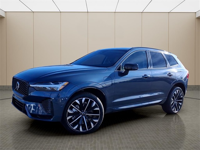 2026 Volvo XC60 Ultra's photo