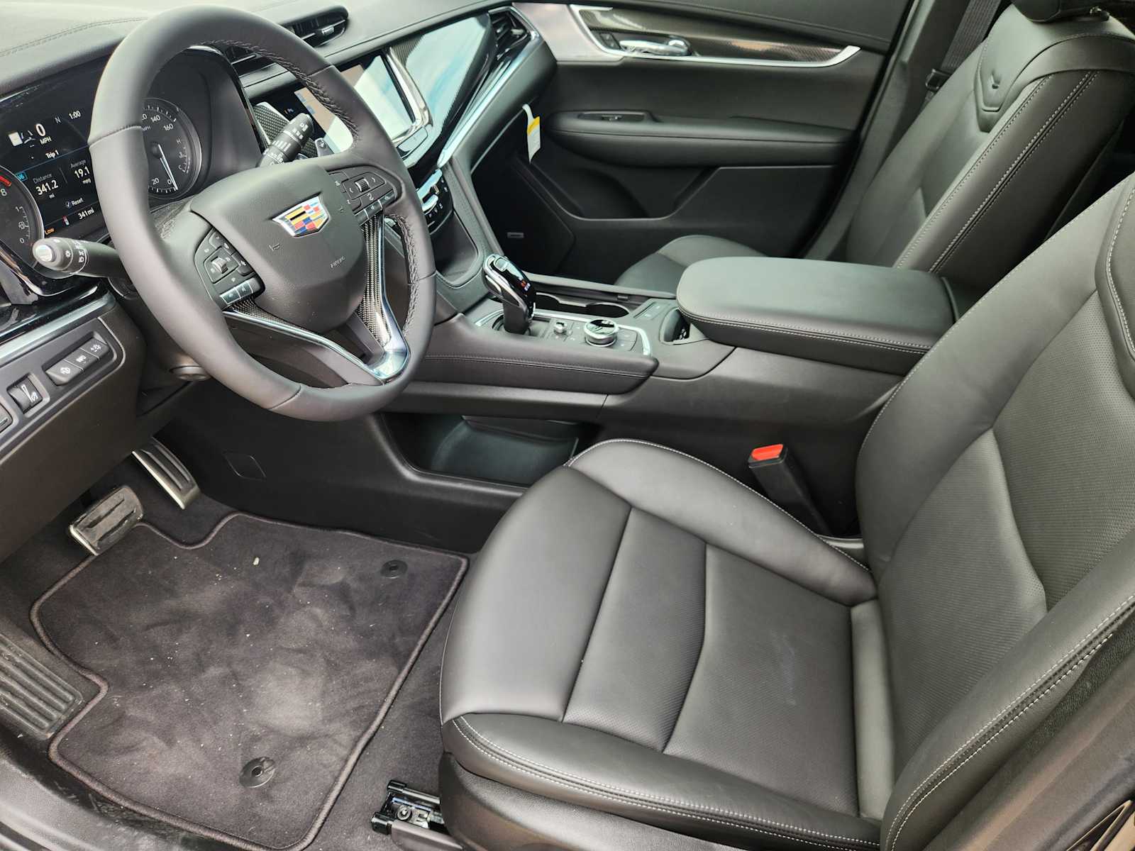2025 Cadillac XT5 Sport photo 7