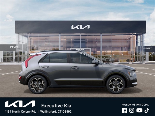 2025 Kia Niro Plug-In Hybrid SX Touring photo 2
